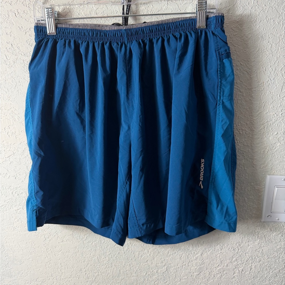 Brooks  Equilibrium Technology Split Hem Liner Running Shorts Sz L